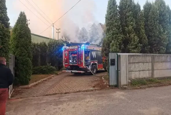 Pożar budynku w Starachowicach – akcja strażaków