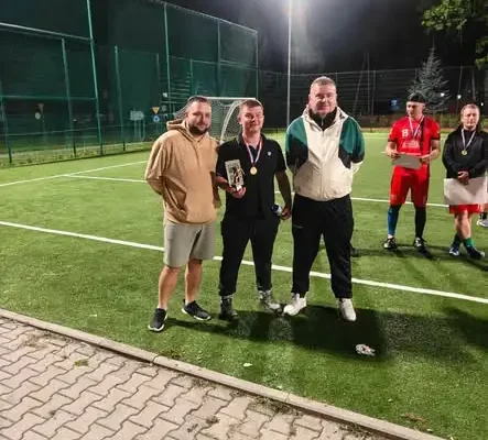 FC Chilli Starachowice triumfuje w pierwszym nocnym turnieju