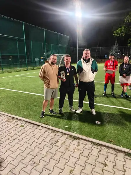 FC Chilli Starachowice triumfuje w pierwszym nocnym turnieju