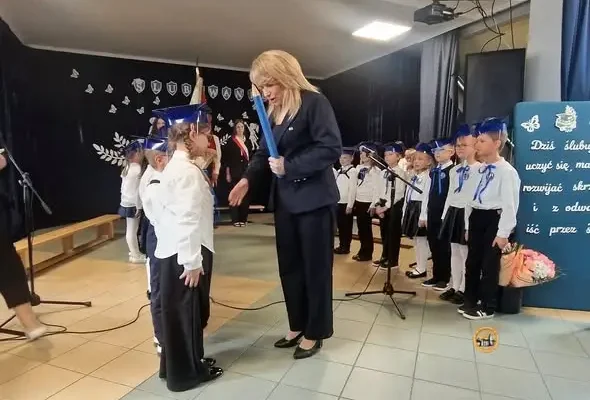 Pasowanie pierwszoklasistów w gminie Wąchock. W Parszowie uroczystość dopiero 21 października