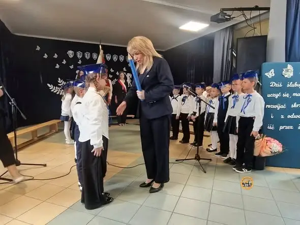 Pasowanie pierwszoklasistów w gminie Wąchock. W Parszowie uroczystość dopiero 21 października