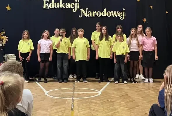 Dzień Edukacji Narodowej w szkole – akademia i nagrody dyrektora