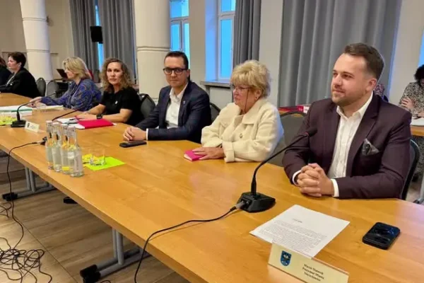 Dyrekcja szpitala w Starachowicach o wynagrodzeniach: potrzebne uporządkowanie i realne wyceny procedur