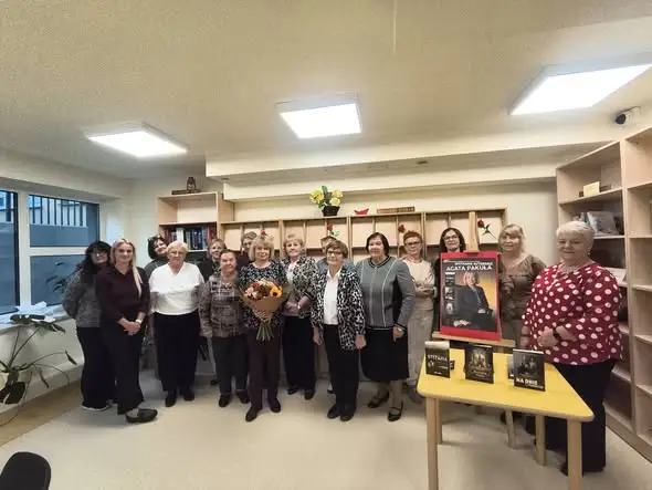 Spotkanie autorskie z Agatą Pakułą w bibliotece w Gadce