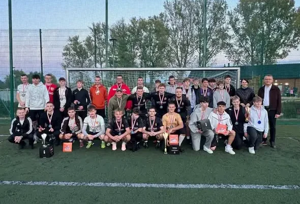 XII Memoriał Piłkarski im. Mirosława Cedro – sportowa rywalizacja i pamięć o popularyzatorze sportu