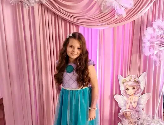 Hania Farys z Brodów w finale festiwalu „W Krainie Baśniowej Piosenki” w Nisku